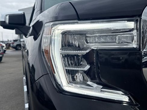 Used 2021 GMC Sierra 1500 SLT image 12