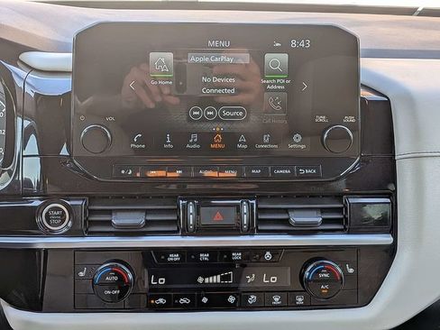 Used 2023 Nissan Pathfinder SL AWD/4WD image 19
