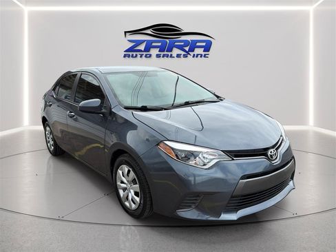 Used 2016 Toyota Corolla LE FWD image 9