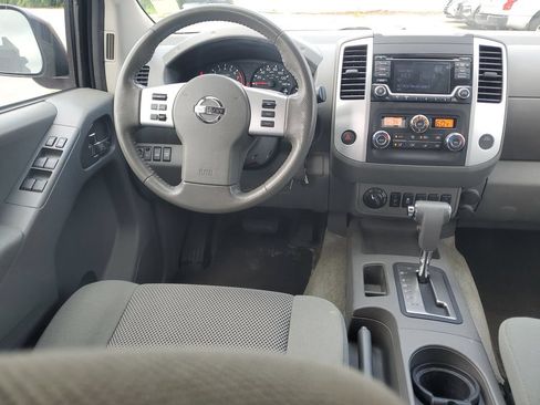 Used 2016 Nissan Frontier SV w/ SV Value Truck Package AWD/4WD image 22