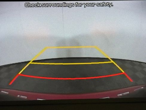 Used 2020 Hyundai Elantra SEL image 37