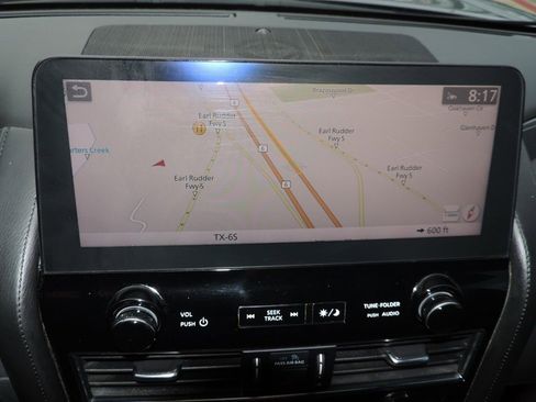 Used 2022 Nissan Armada SL w/ Midnight Edition Package image 25