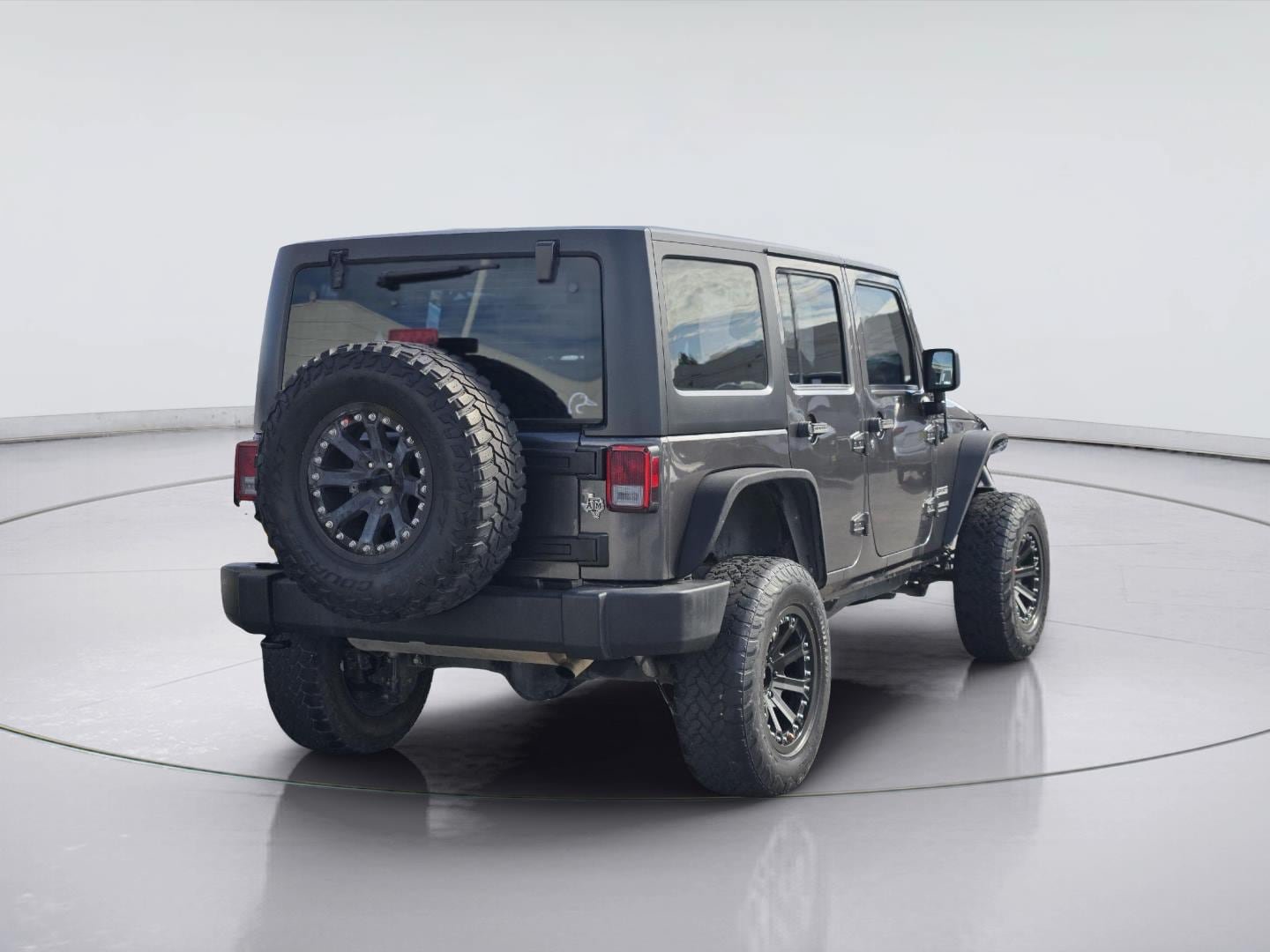 Used 2017 Jeep Wrangler Unlimited Sport w/ Connectivity Group AWD/4WD image 8
