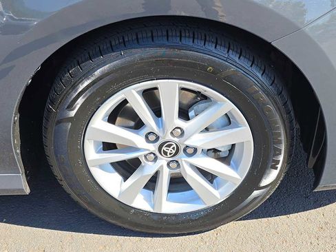 Used 2025 Toyota Camry LE FWD image 9