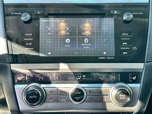 Used 2016 Subaru Outback 2.5i Limited image 13