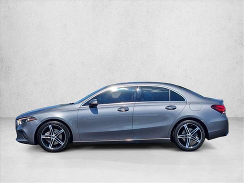 Used 2021 Mercedes-Benz A 220 image 9