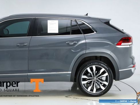 Used 2020 Volkswagen Atlas Cross Sport SEL Premium R-Line AWD/4WD image 43