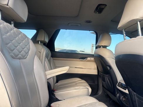 Used 2021 Hyundai Palisade Limited image 21