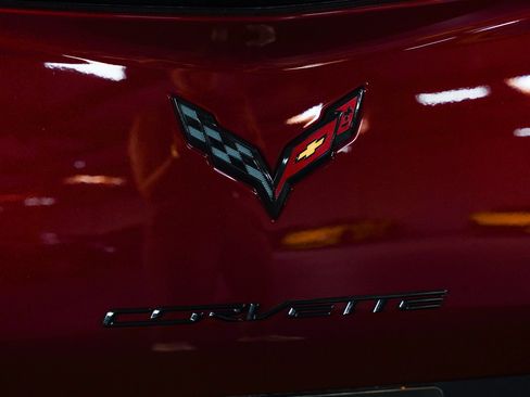 Used 2016 Chevrolet Corvette Z06 w/ 3LZ Preferred Equipment Group RWD image 25