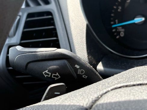 Used 2017 Ford Escape SE w/ Equipment Group 201A image 26