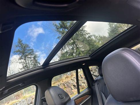 Used 2022 BMW X3 xDrive30i w/ Premium Package image 15