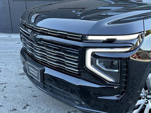 Used 2025 Chevrolet Tahoe High Country w/ Sun And Tow Package image 15