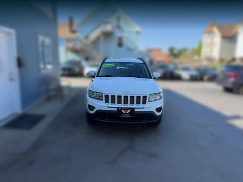 Used 2016 Jeep Compass High Altitude AWD/4WD image 8