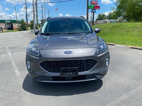 Used 2021 Ford Escape Titanium FWD image 2