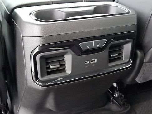 Used 2025 GMC Sierra 1500 AT4 image 27