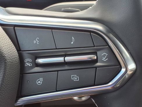 Used 2026 Chevrolet Traverse LT w/ Driver Confidence Package FWD image 14
