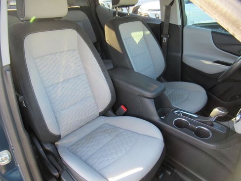 Used 2020 Chevrolet Equinox LT FWD image 9