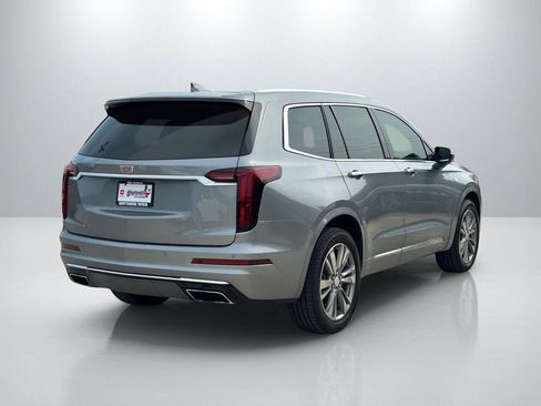 Used 2023 Cadillac XT6 Luxury FWD image 5