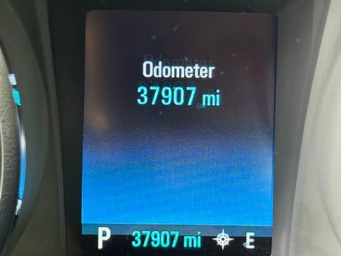 Used 2017 Chevrolet SS RWD image 29