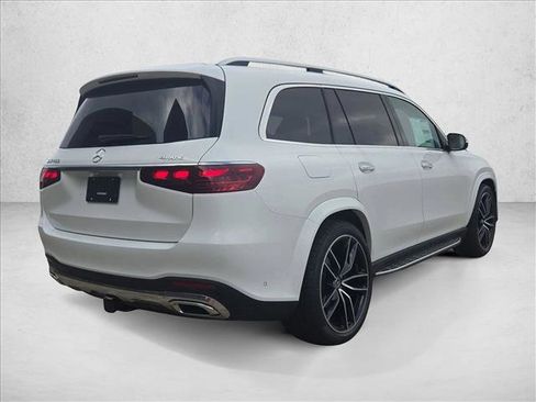 New 2026 Mercedes-Benz GLS 450 4MATIC image 2