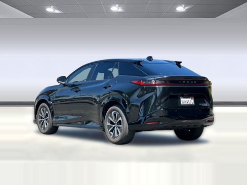 Certified 2023 Lexus RZ 450e Premium w/ Technology Package AWD/4WD image 3