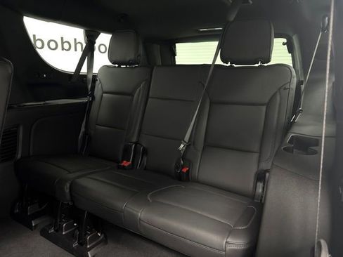 Used 2025 GMC Yukon XL Denali AWD/4WD image 29