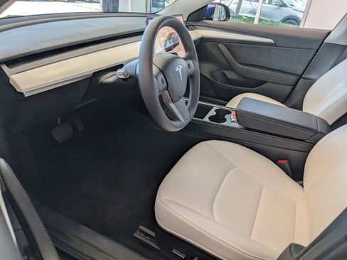Used 2023 Tesla Model 3 Standard Range RWD image 6
