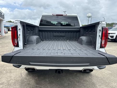 Used 2025 GMC Sierra 1500 AT4 AWD/4WD image 8