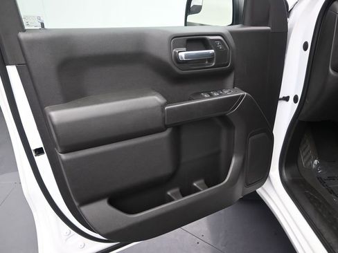 Used 2023 Chevrolet Silverado 1500 Custom RWD image 12