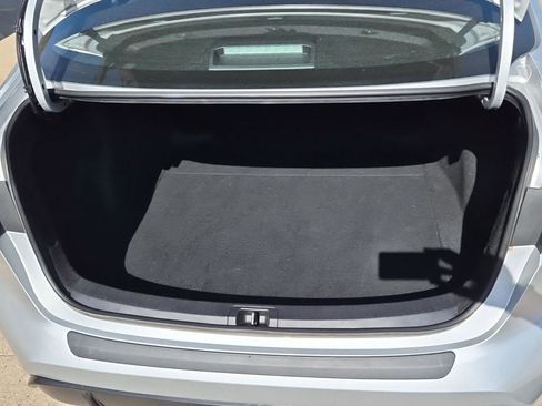 Used 2023 Toyota Corolla SE image 6