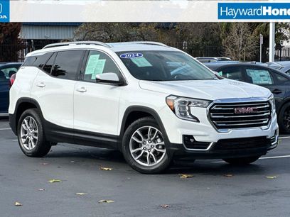 Used 2024 GMC Terrain SLT