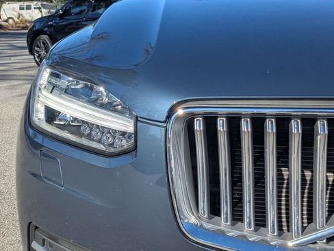 Certified 2023 Volvo XC90 B5 Plus w/ Protection Package Premier image 11