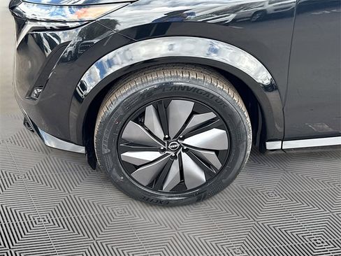 Used 2023 Nissan Ariya FWD image 35