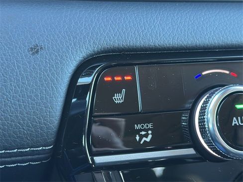 New 2025 Honda Pilot Touring image 29