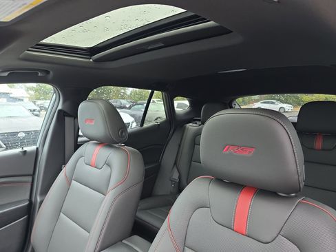 New 2026 Chevrolet Trax RS w/ Sunroof Package image 19