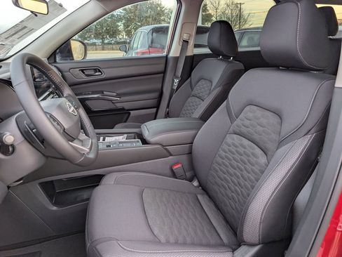 New 2026 Nissan Pathfinder SV FWD image 18