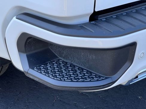 Used 2023 GMC Sierra 1500 Denali w/ Denali Reserve Package image 18