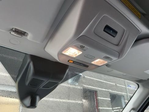 New 2026 Ford Transit 250 148 Medium Roof Extended AWD w/ Load Area Protection Package image 21