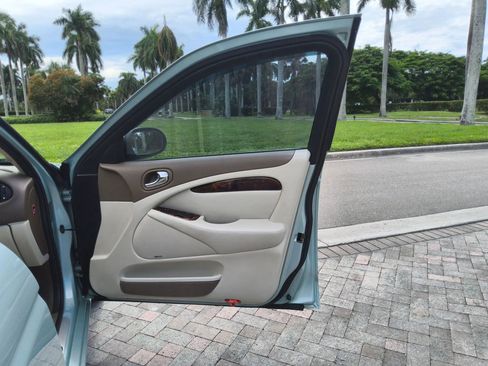 Used 2005 Jaguar S-TYPE 4.2 image 31