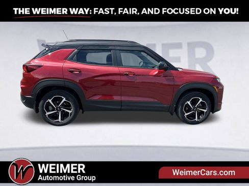 Used 2021 Chevrolet TrailBlazer RS w/ Sun and Liftgate Package AWD/4WD image 5