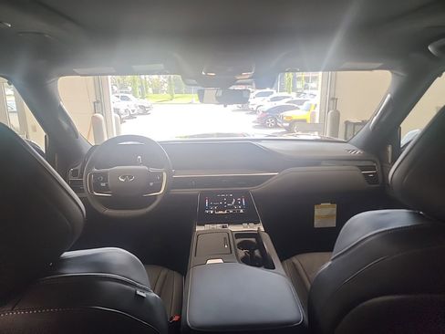 New 2026 INFINITI QX80 Autograph AWD/4WD image 36
