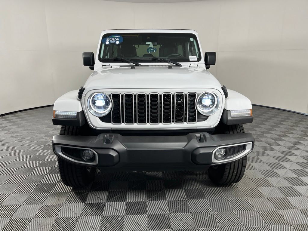 Used 2024 Jeep Wrangler Unlimited Sahara AWD/4WD image 17