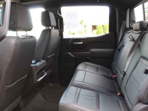 Certified 2022 GMC Sierra 1500 Denali w/ Driver Alert Package II AWD/4WD image 12