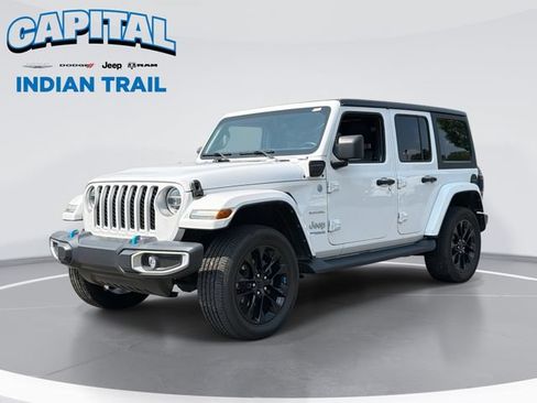 Used 2022 Jeep Wrangler Unlimited Sahara AWD/4WD image 1