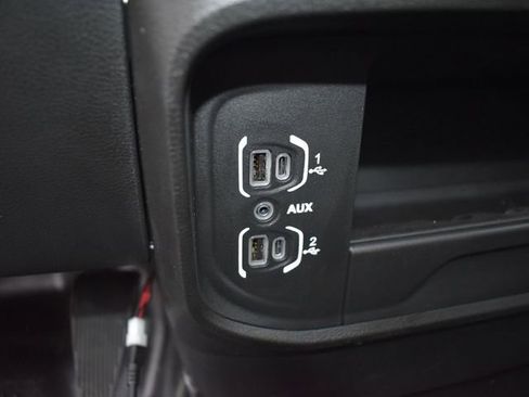 Used 2024 RAM 2500 Tradesman w/ Chrome Appearance Group image 41