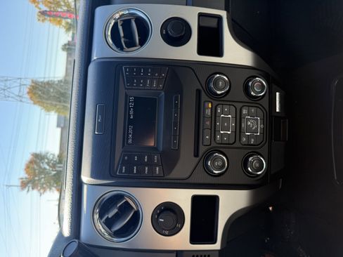 Used 2013 Ford F150 XLT w/ Luxury Equipment Group image 14