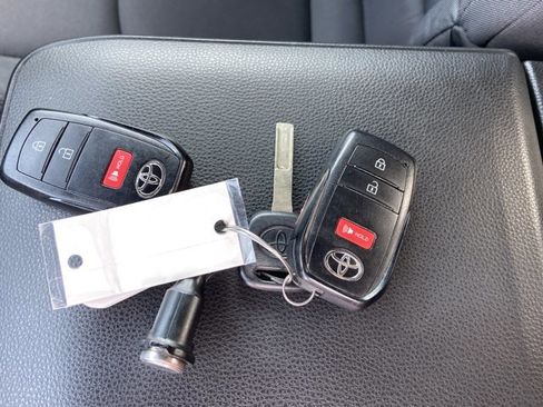 Used 2024 Toyota Tacoma SR RWD image 38