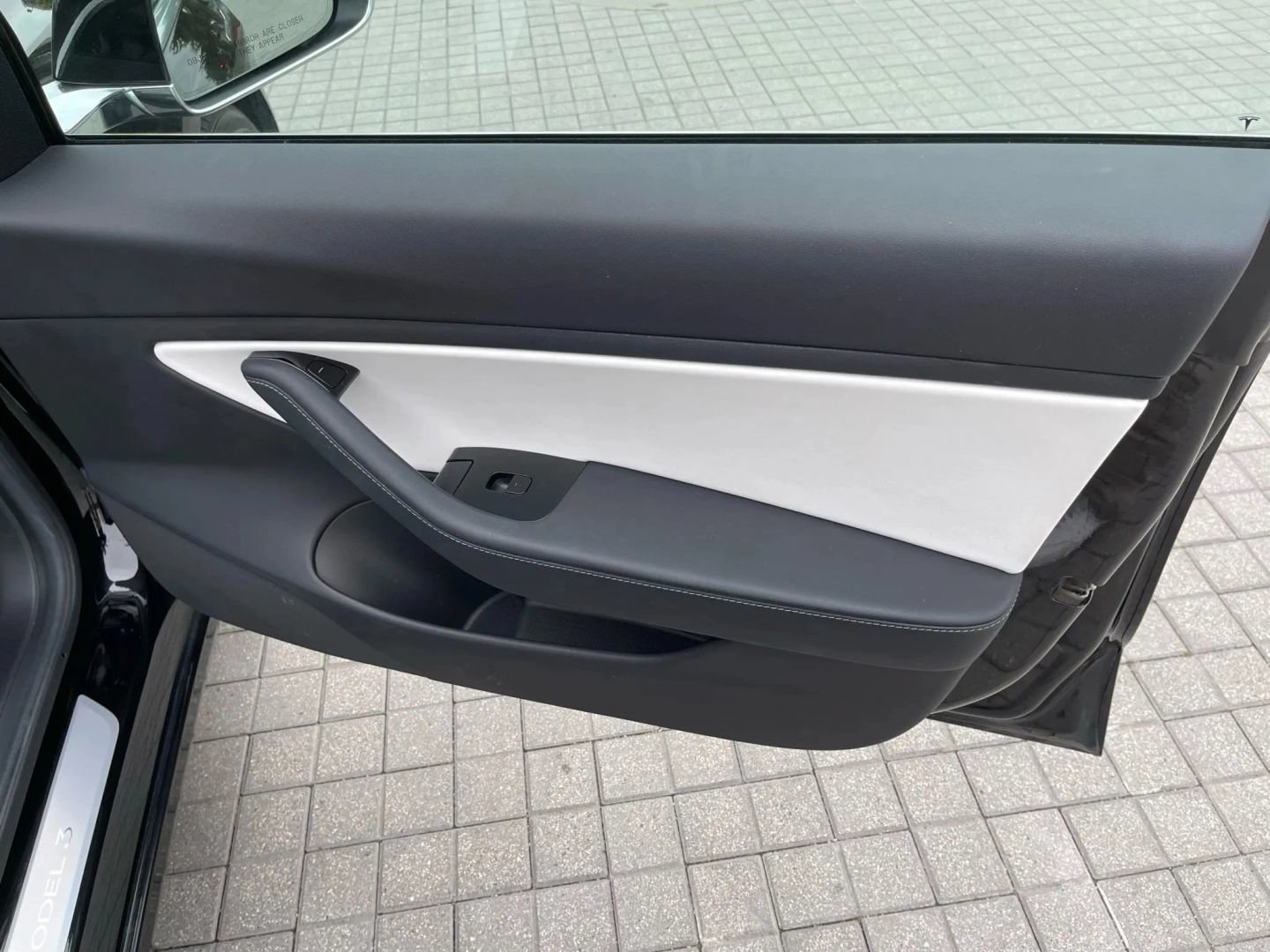 Used 2020 Tesla Model 3 Standard Range RWD image 25