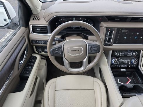 Used 2023 GMC Yukon Denali w/ Max Trailering Package AWD/4WD image 24