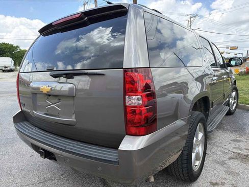 Used 2013 Chevrolet Suburban LT w/ Texas Edition image 3
